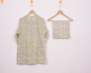 Ensemble de pyjama pour femmes de haute qualité imprimé à la main, vêtements de nuit respirants pour l'été, prix de gros - Product Image 4