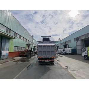 Camion à benne basculante 8X4 Drive Dongfeng Euro 6, conquérir des conditions de travail extrêmes dans les mines/la construction urbaine/l'infrastructure - Product Image 3