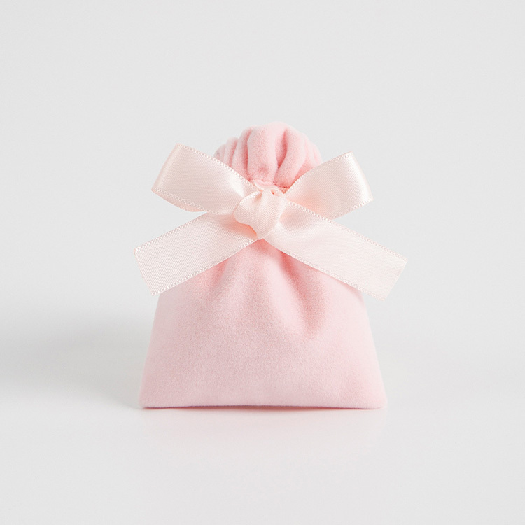 Rose avec corde rose