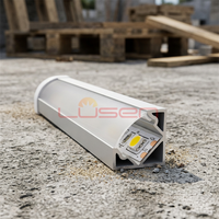 Profil en aluminium de diffuseur de lumière LED de taille Mini en forme de V 18.5mm pour la coupe de décorations d'angle d'éclairage de garde-robe d'armoire