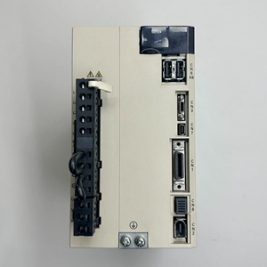 100% SGDV-120A01A ĐIỀU KHIỂN SERVO AC mới và nguyên bản/11a002000 với bảo hành một năm - Product Image 2