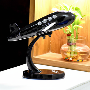 ของเล่นเครื่องบินโลหะบนโต๊ะทำด้วยมือสำหรับตกแต่งบ้านสำนักงานและของขวัญ - Product Image 1