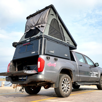 Kompakter Keilförmiger LKW-Camper Dreieckige Form Spart Platz Einfache Montage auf Mittelgroßen LKWs wie Nissan Navara GMC