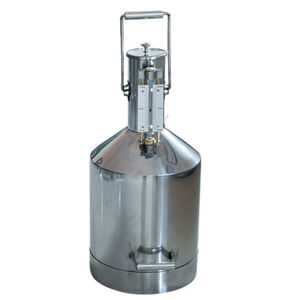 <span class=keywords><strong>Bidon</strong></span> <span class=keywords><strong>de</strong></span> mesure en acier inoxydable <span class=keywords><strong>de</strong></span> haute qualité <span class=keywords><strong>20L</strong></span> 10L 50L pour station <span class=keywords><strong>de</strong></span> remplissage - Product Image 1