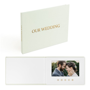 Nouvelle carte d'invitation de personnalisation mariage avec brochure vidéo de mariage <span class=keywords><strong>à</strong></span> couverture rigide en lin de 7 pouces avec livre vidéo <span class=keywords><strong>à</strong></span> mémoire en feuille d'or - Product Image 1
