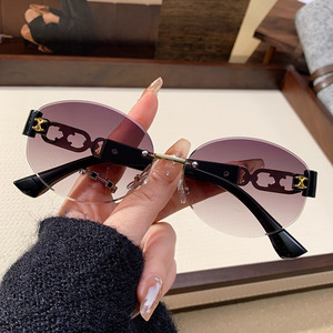 Women's Oversized <b>Square</b> <b>Sunglasses</b> Black PC <b>Frame</b> UV400 Protection For Outings Cycling Driving Parties - Product Image 2