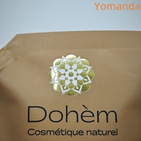 Emballage personnalisé en feuille d'aluminium estampé en or pour jus de fruits parfum boissons eau minérale sacs à bec en plastique pochettes