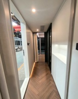 Capsule spatiale préfabriquée en conteneur, design moderne, détachable, intelligent et mobile, hôtel personnalisé, capsule spatiale anti-humidité