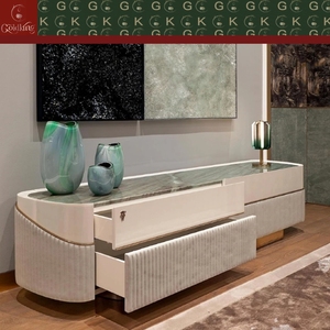 Consola de TV de Mármol Verde Veteado para Sala de Estar Moderna y Lujosa GOLDKING, Tela Fruncida Blanca de Alto Brillo, Personalizada Directamente de Fábrica - Product Image 3