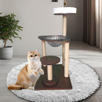 Grand arbre à gratter mural moderne pour chat, meuble en bois peu encombrant avec griffoir en sisal pour usage intérieur