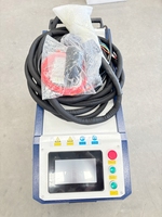 Machine de nettoyage au laser à fibre haute puissance 3000W, machine de décapage de la rouille au laser pour les applications de nettoyage des métaux