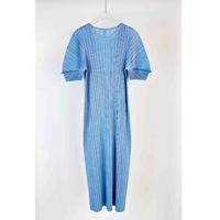 Robe longue plissée Miyake 2025, nouvelle collection haut de gamme, couleur unie, col rond, coupe trapèze, taille haute, plissée, printemps, ample, mode, confortable, décontractée