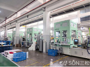 เครื่องฉีดพลาสติกแบบยืดขึ้นรูปด้วยลม - Product Image 4