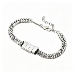 <span class=keywords><strong>Bracciale</strong></span> da Uomo Personalizzato in Acciaio Inossidabile Lucidato di Alta Qualità 316L, Catena a Coda di <span class=keywords><strong>Volpe</strong></span> <span class=keywords><strong>con</strong></span> Design a Perline Quadrate, Supporto OEM ODM - Product Image 2
