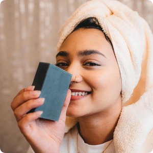 Savon noir au charbon pour l'eczéma, le psoriasis, le visage, le corps, les hommes, les femmes, les adolescents à peau grasse - Product Image 3