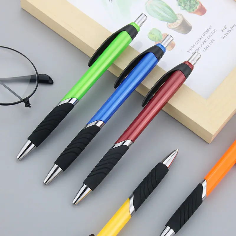 Khuyến mại mới viết tay bút bi tùy chỉnh khắc laser đa màu sắc quà tặng doanh nghiệp nhựa bút bi