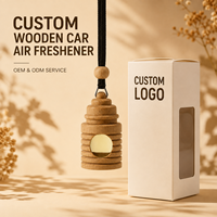 Diffuseur de parfum pour voiture en bois, support alvéolé en forme de ruche, fenêtre de niveau de liquide visible, concentration de parfum à 60 % longue durée, logo personnalisé