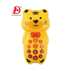 HUADA <span class=keywords><strong>12</strong></span> <span class=keywords><strong>chansons</strong></span> de dessin animé animal style design bébé plastique éclairage jouet téléphone portable pour enfants - Product Image 1
