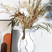 Vase à fleurs en résine créative, décoration abstraite minimaliste moderne, modèle de salon, pièce modèle