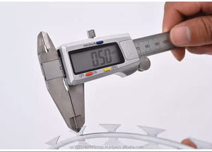 Fil de fer galvanisé à chaud, diamètre 2 mm, fil barbelé en bobine - 25 kg/200 m, maille de sécurité antivol - Product Image 6