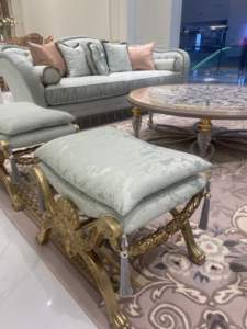 Tabouret de loisirs confortable et respirant en tissu de luxe de haute qualité, adapté à un usage familial ou en appartement - Product Image 2