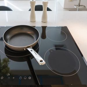 Almohadillas Antideslizantes Difusoras de Calor, Tapetes de Silicona para Placas de Inducción, Protectores de Estufa - Product Image 2