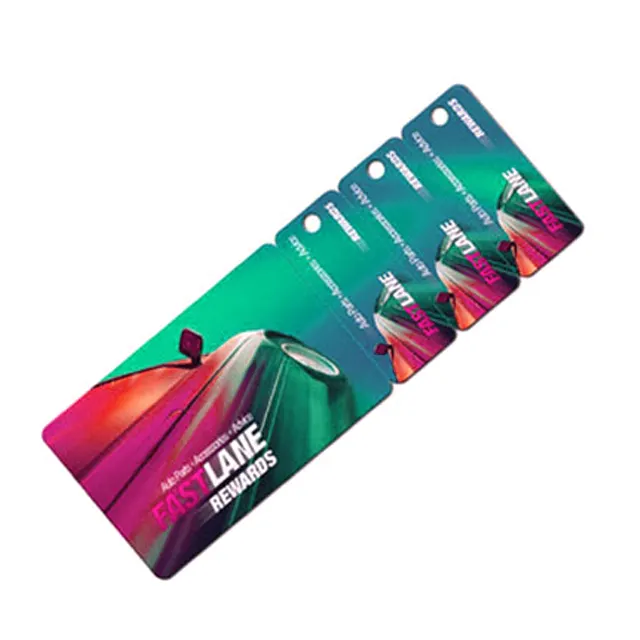 مخصصة حفرة لكمة 2-3up المفاجئة PVC العلامات الرئيسية سوبر ماركت بطاقة خصم مفصول كومبو بطاقات مع الباركود