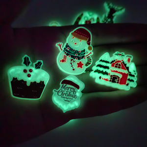 Breloques de chaussures en caoutchouc souple fluorescentes de Noël, motifs variés, pour décoration de <span class=keywords><strong>sabots</strong></span> DIY – Vente chaude - Product Image 3