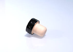 Tapas de botella personalizadas Aluminio Madera Aleación de zinc Licor Spirit Whisky Vodka Tequlia Tapones para botella de vino - Product Image 3