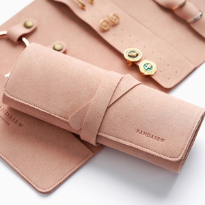Étui de voyage en microfibre PandaSew avec logo personnalisé pour ranger bagues, boucles d'oreilles, colliers, montres, bracelets - Product Image 3