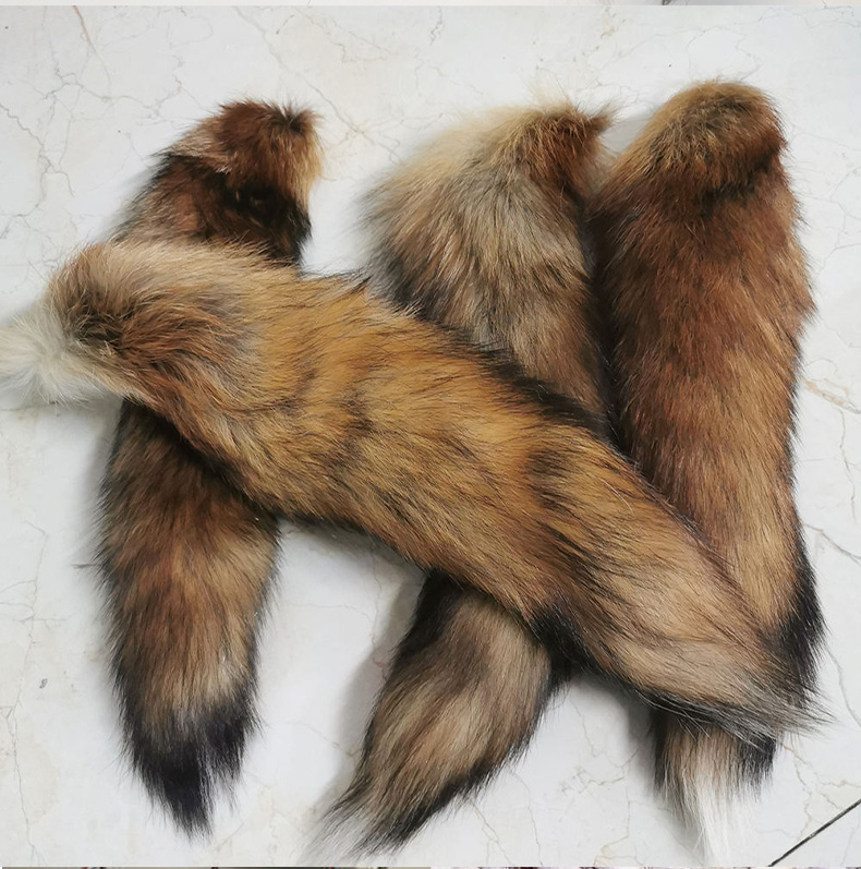 Factory Direct Price Real Fox Fur Tail Fluffy Fox Fur Tail Fox Fur Tail Keychain
