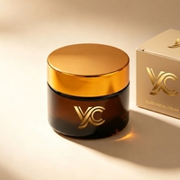 Pot en verre ambré YC Premium avec couvercle en plastique doré, conteneur cosmétique vide personnalisable de luxe pour marque de soins de la peau haut de gamme