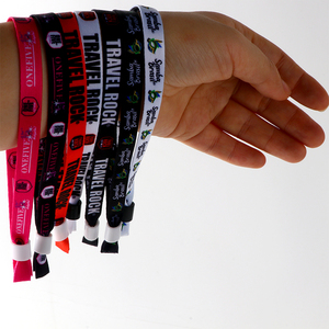 Parti Bilekliği için Özel Kumaş Bileklikler, Tek Kullanımlık Kilitli Kumaş Bileklikler Etkinlikler için - Product Image 4