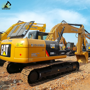 Excavatrice d'occasion Cat 320 facile à utiliser pour les travaux de rénovation des terrains agricoles, de la protection des ressources hydrauliques et de la construction de petites installations industrielles - Product Image 3