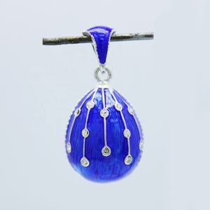 Collana con Ciondolo a Forma di Uovo di Fabergé Russo in Cristallo e Smalto Colorato per Donna, Gioiello per Pasqua - Product Image 2