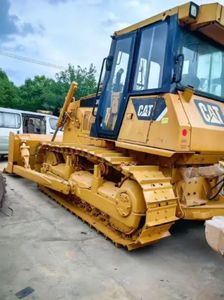 รถดันดิน CAT D6 มือสอง สำหรับงานเหมืองและก่อสร้าง รถดันดินแบบตีนตะขาบ พร้อมปั๊มและลูกปืน ทนทาน ได้รับการรับรองมาตรฐาน CE - Product Image 3