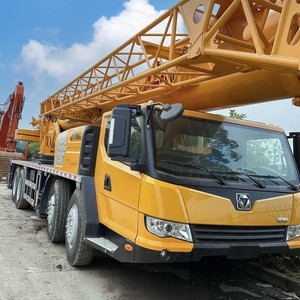 Grue de camion hydraulique QY70KC-1 la plus vendue, capacité de levage de 70 t, hauteur minimale de levage de <span class=keywords><strong>3</strong></span> <span class=keywords><strong>m</strong></span> Rayon d'action pour le levage portuaire et industriel - Product Image 3