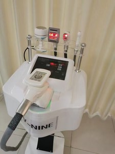 Máquina Avanzada de Adelgazamiento Corporal No Invasiva con Modos de Rotación de Rodillos Dobles, 4 Manijas de Tratamiento y 3 Longitudes de Onda de Fotones - Product Image 2
