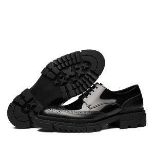 Zapatos de cuero de negocios informales para hombres, zapatos impermeables y resistentes al desgaste con cordones grabados en la parte superior de charol - Product Image 5