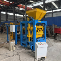 Machine à fabriquer des blocs 4-26 + Machine automatique durable pour la fabrication de blocs, faible entretien pour un travail continu, très répandue en Afrique