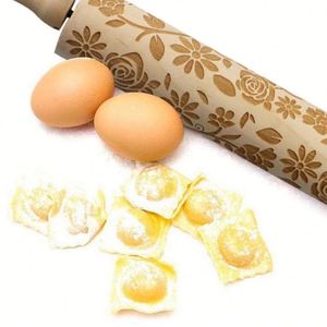 Rouleau à pâtisserie en bois sculpté en forme de lapin de Pâques, de radis, de fleur et d'œuf, pour pâte à biscuits - Product Image 4