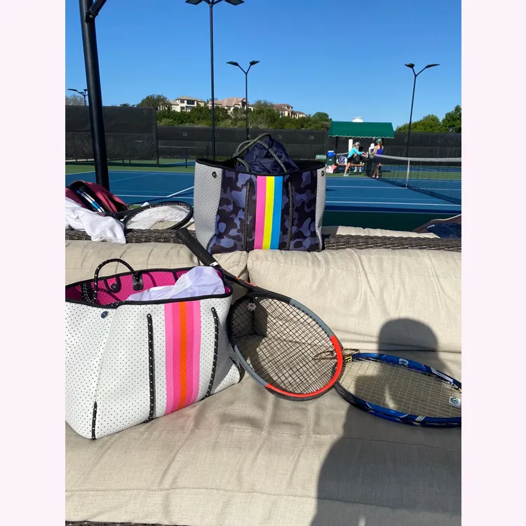 Großhandel Neopren Tennis Tasche Tauch material Perforierte Strand tasche Golf Weekender Frauen Handtaschen Neopren Einkaufstasche