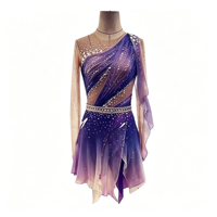 Robe de patinage artistique à manches longues en maille, dégradé violet, asymétrique à une épaule, avec ceinture à strass et dos ajouré à anneaux, pour la compétition
