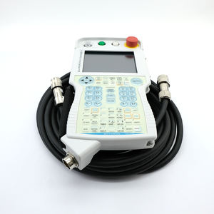 Pendentif d'Entraînement Original Nouveau à Réponse Stable Haute Compatibilité 24VDC IP54 2.7KG 282x162x84MM JZRCR-YPP01-1 pour Yaskawa - Product Image 2