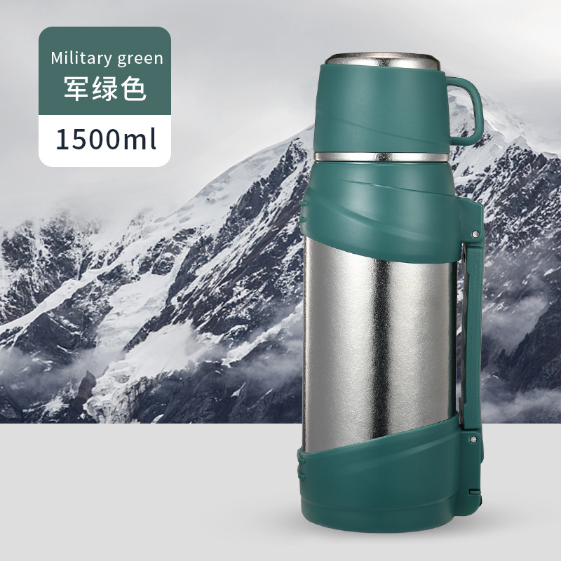 ขวดน้ำเดินทางกลางแจ้ง Pure Titanium GL ขนาด 1.5 ลิตร สีเขียวทหาร
