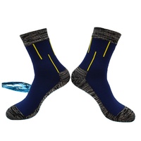 Chaussettes imperméables durables anti-bactériennes 100% Chaussettes musulmanes intérieures thermiques imperméables Pêche en plein air Cyclisme Trekking