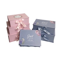 Cadeau de luxe personnalisé vêtements emballage papier bébé boîte-cadeau avec fenêtre pour nouveau-né enfants garçon vêtements chemise chaussettes couverture bavoirs ensemble