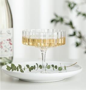 클래식 아메리칸 스타일 꽃 튤립 와인잔 크리스탈 글라스 301-400ml 용량 버건디 & 레드 호텔용 - Product Image 4