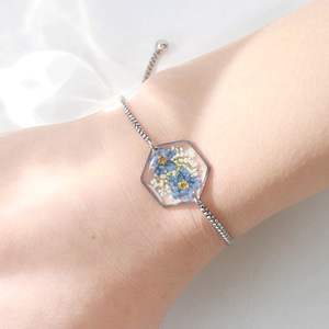 Pulsera deslizante ajustable única de acero inoxidable, pulseras con dijes de flores secas en forma de hexágono para regalo de joyería del Día de la madre - Product Image 2