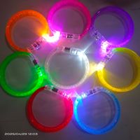 Bracelets LED clignotants multicolores, bracelets lumineux à bulles, bracelets lumineux clignotants pour décorations de fête néon, cadeaux